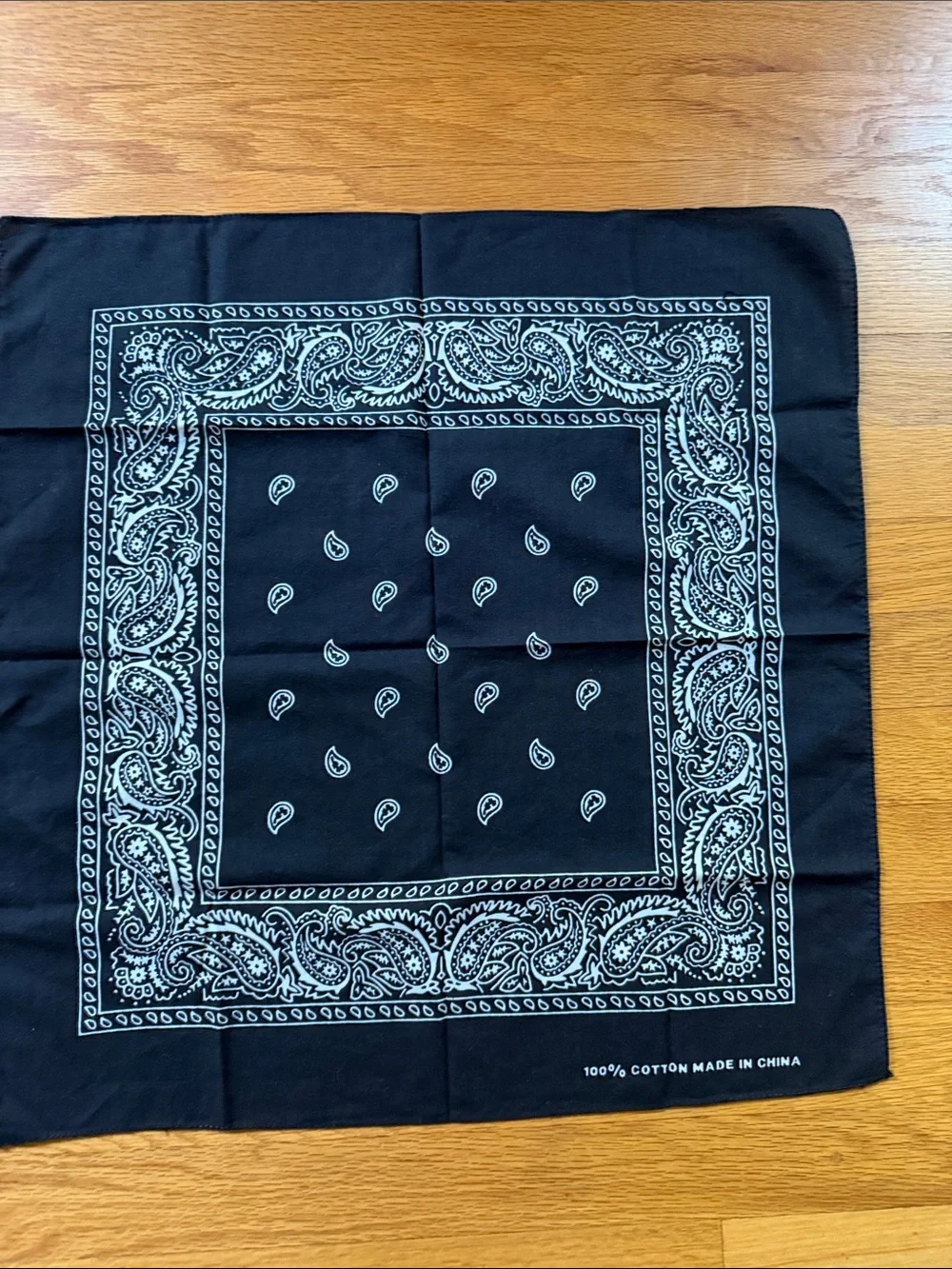VTG Style Black & White Paisley Bandana | 100% Cotton Biker Rockabilly Unisex
